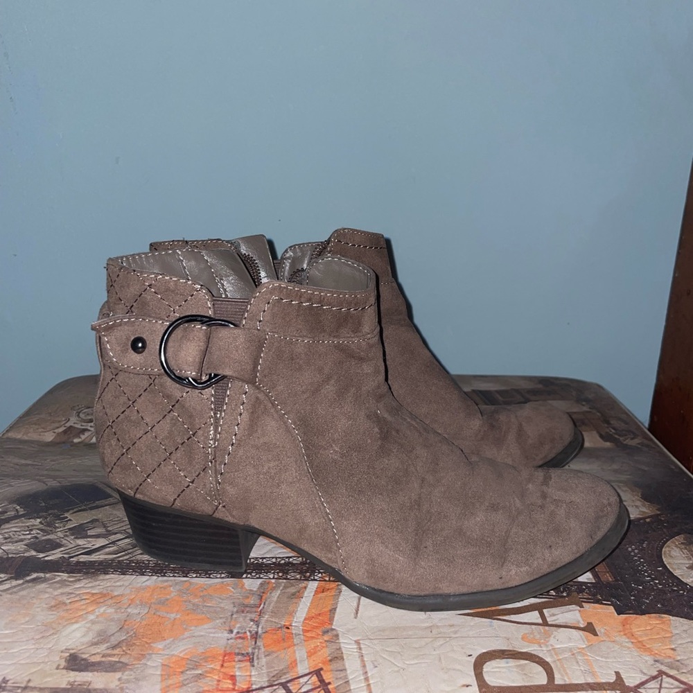 Brown ankle boots